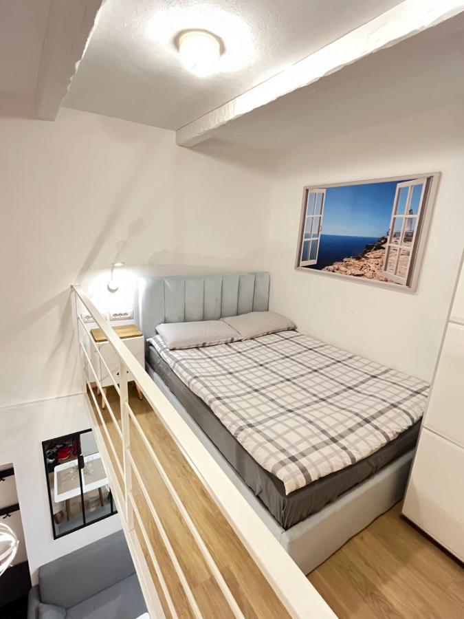 Central Apartments Palermo Bagian luar foto