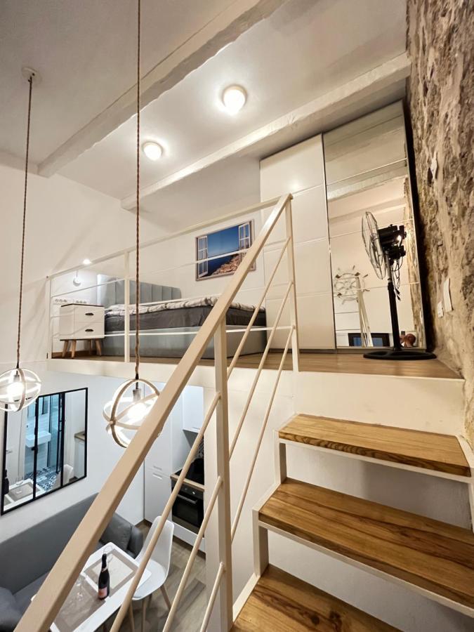 Central Apartments Palermo Bagian luar foto