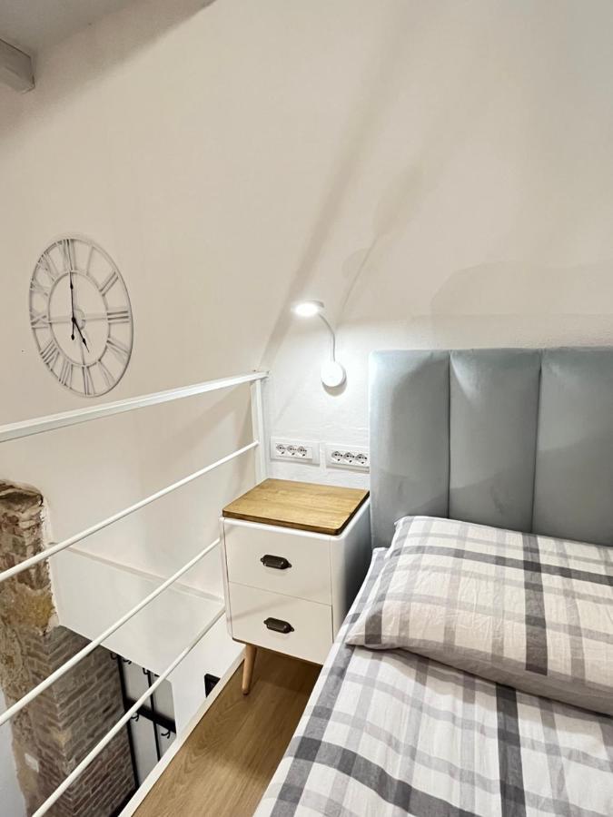 Central Apartments Palermo Bagian luar foto